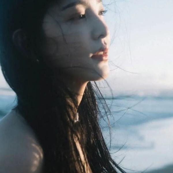 灰烬与钻石